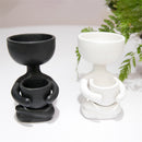 Vaso Decorativo de Cerâmica em design moderno, sofisticado em preto e branco, ideal para decoração de ambientes.